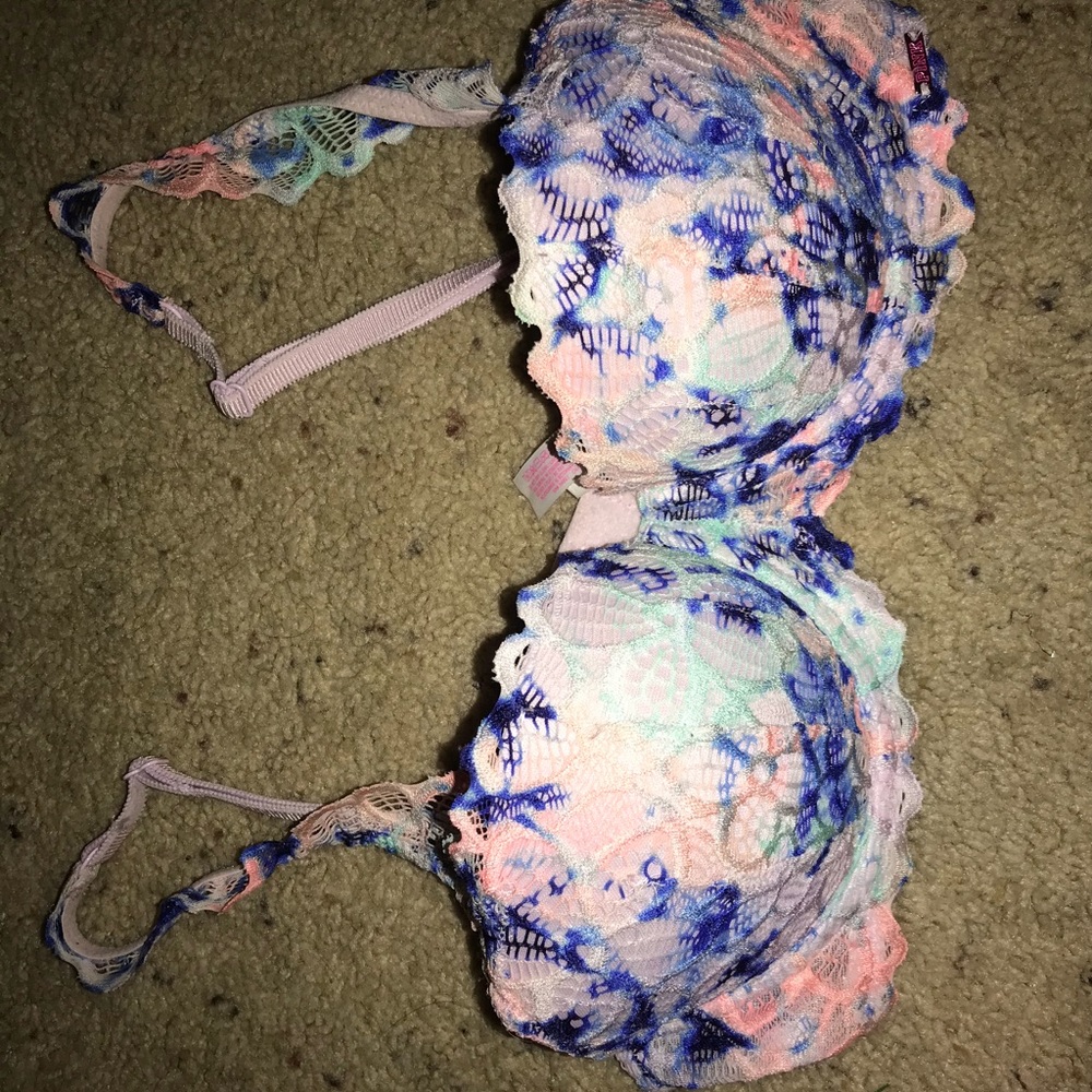 PINK bra